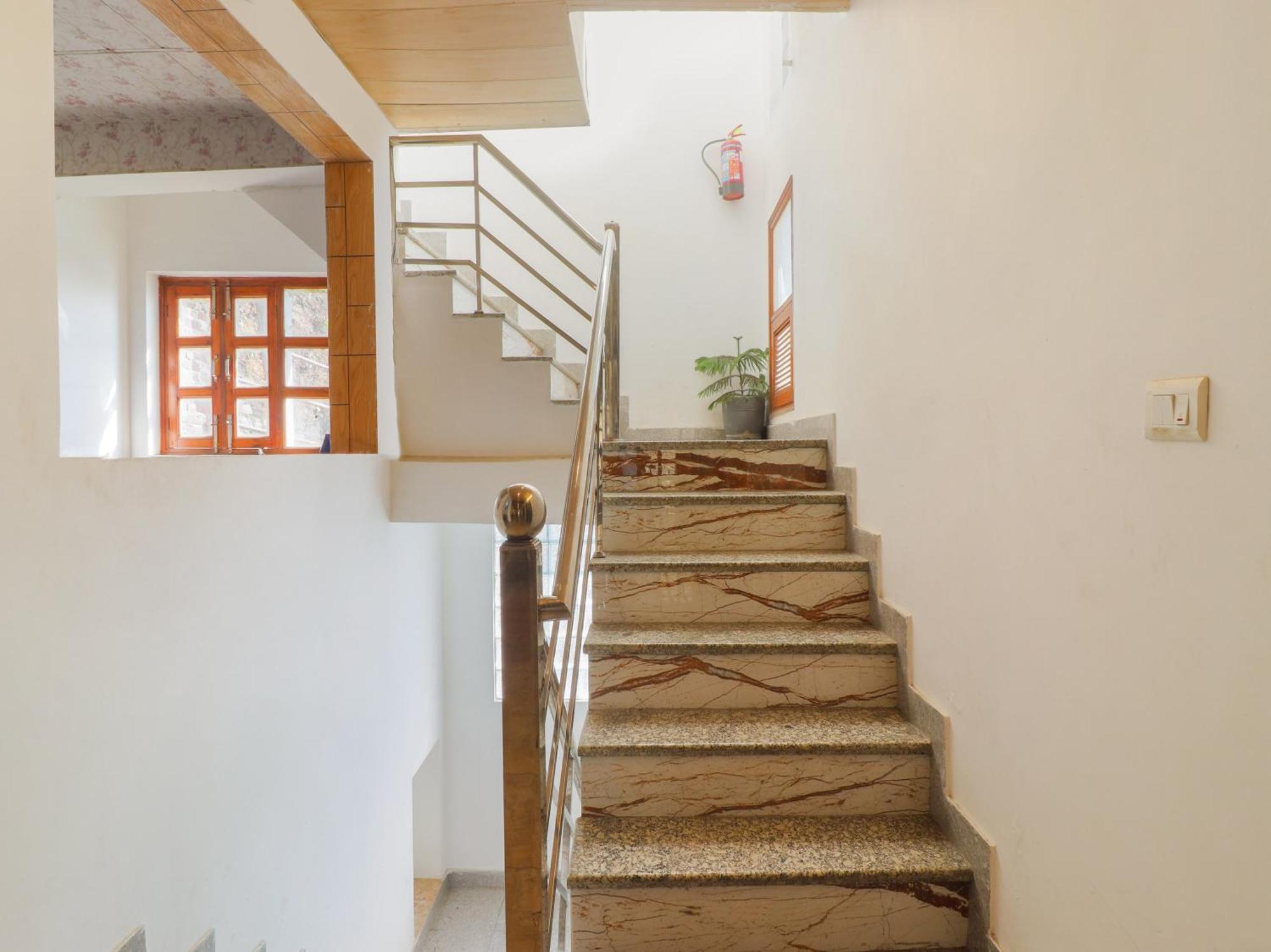 Collection O Ss Hotel Mussoorie Exterior photo